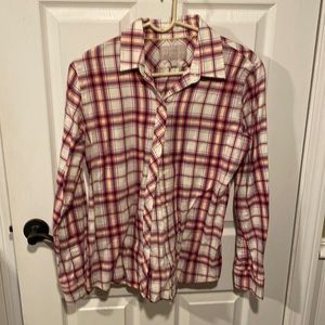 Plaid button down long sleeve shirt